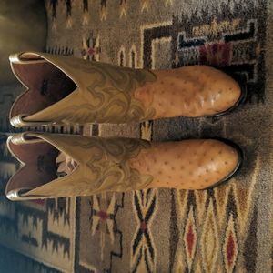 Vintage cowboy boots Tony Lama ostrich 9.5 D